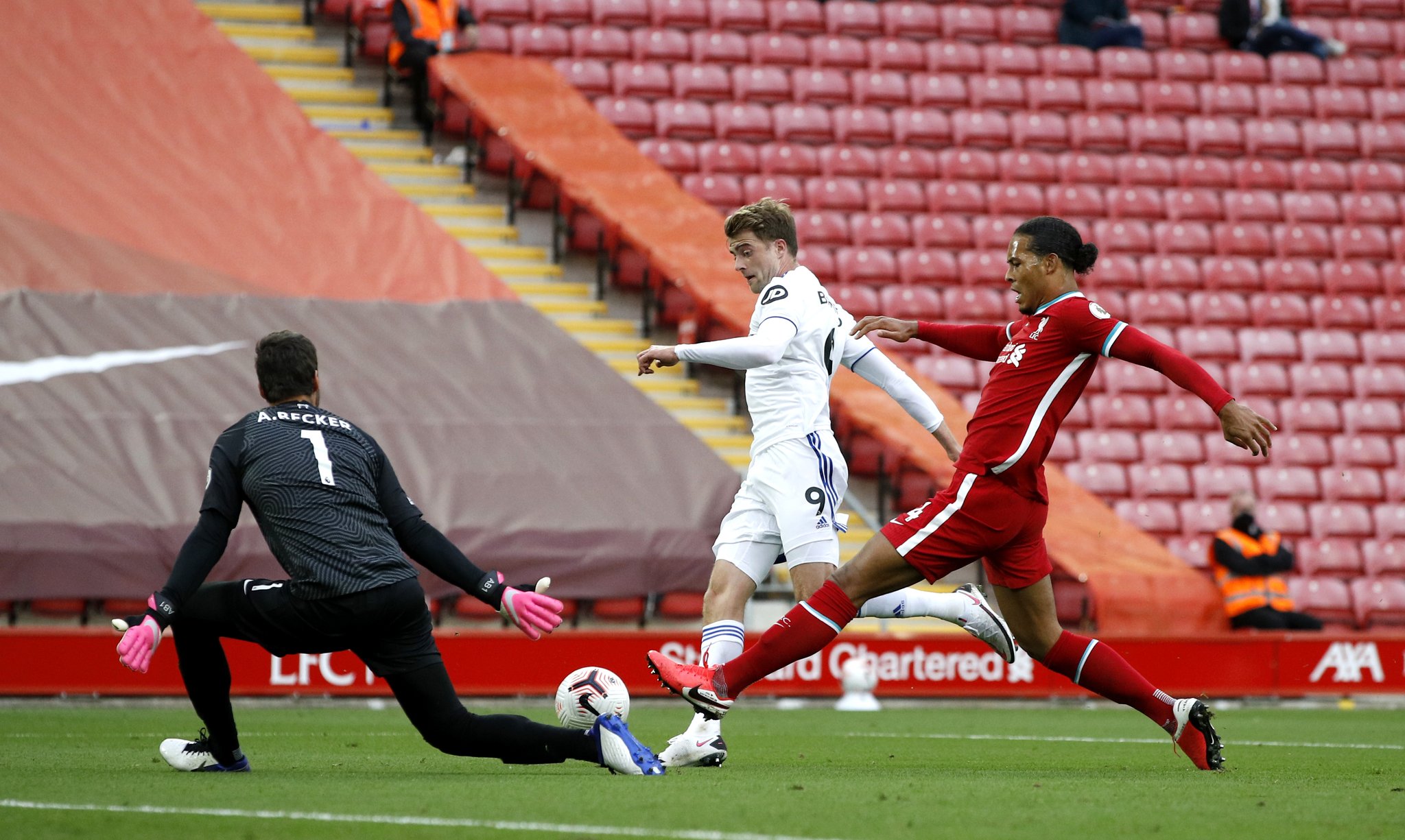 还是事业中 还是事业中